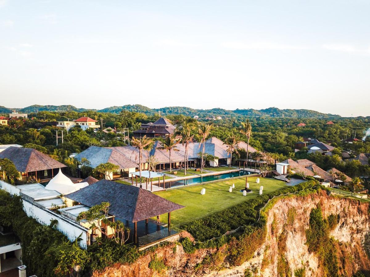 The Istana Uluwatu  Luaran gambar