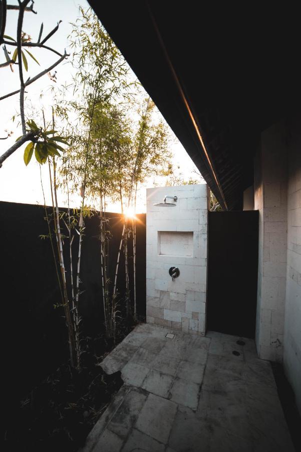 The Istana Uluwatu  Luaran gambar